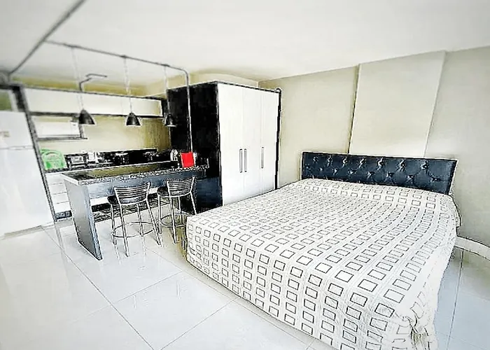 105 Saint Sebastian Flat